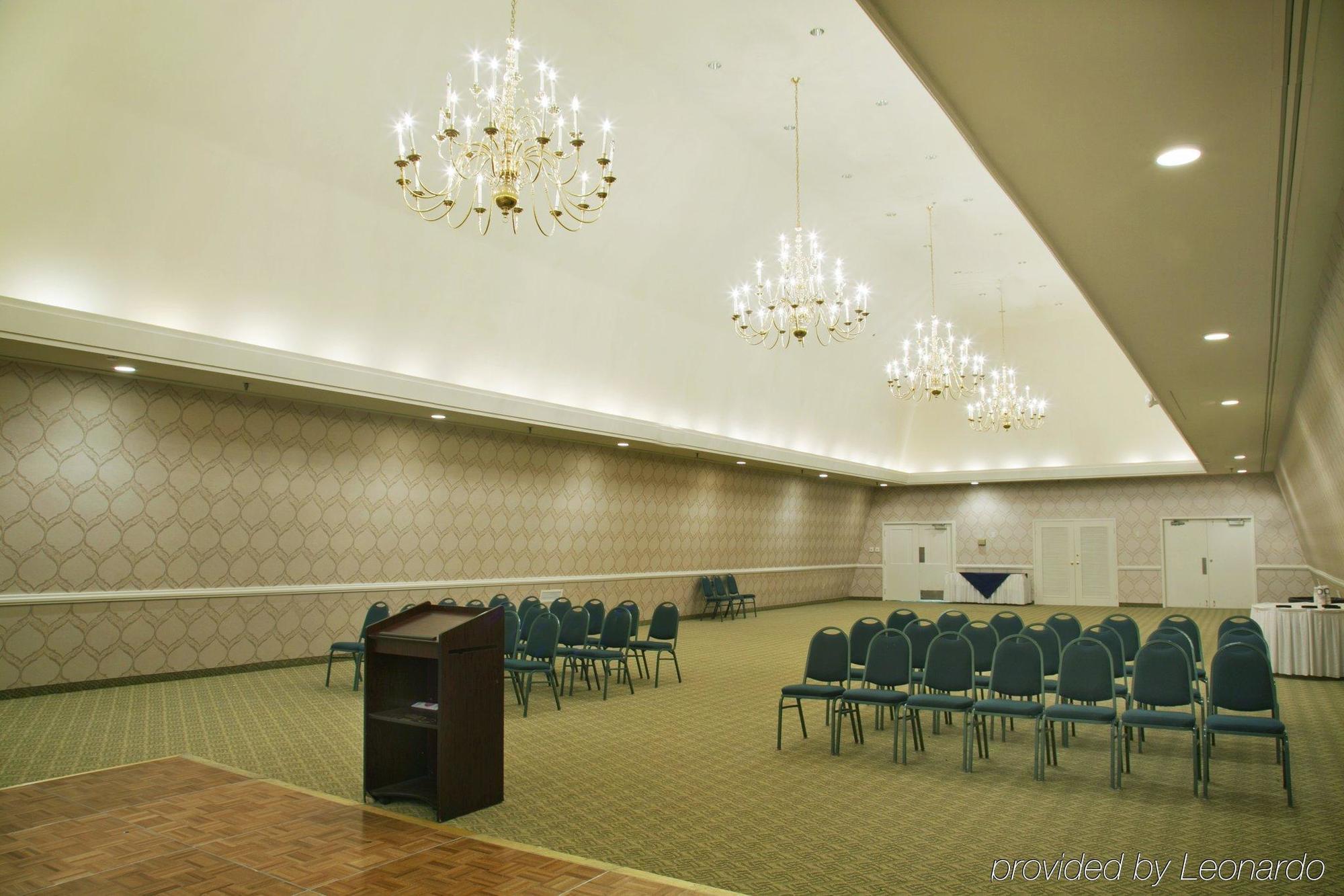 Fredericksburg Hospitality House Hotel Бізнес фото